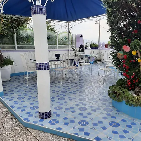 Lesto - アパート *